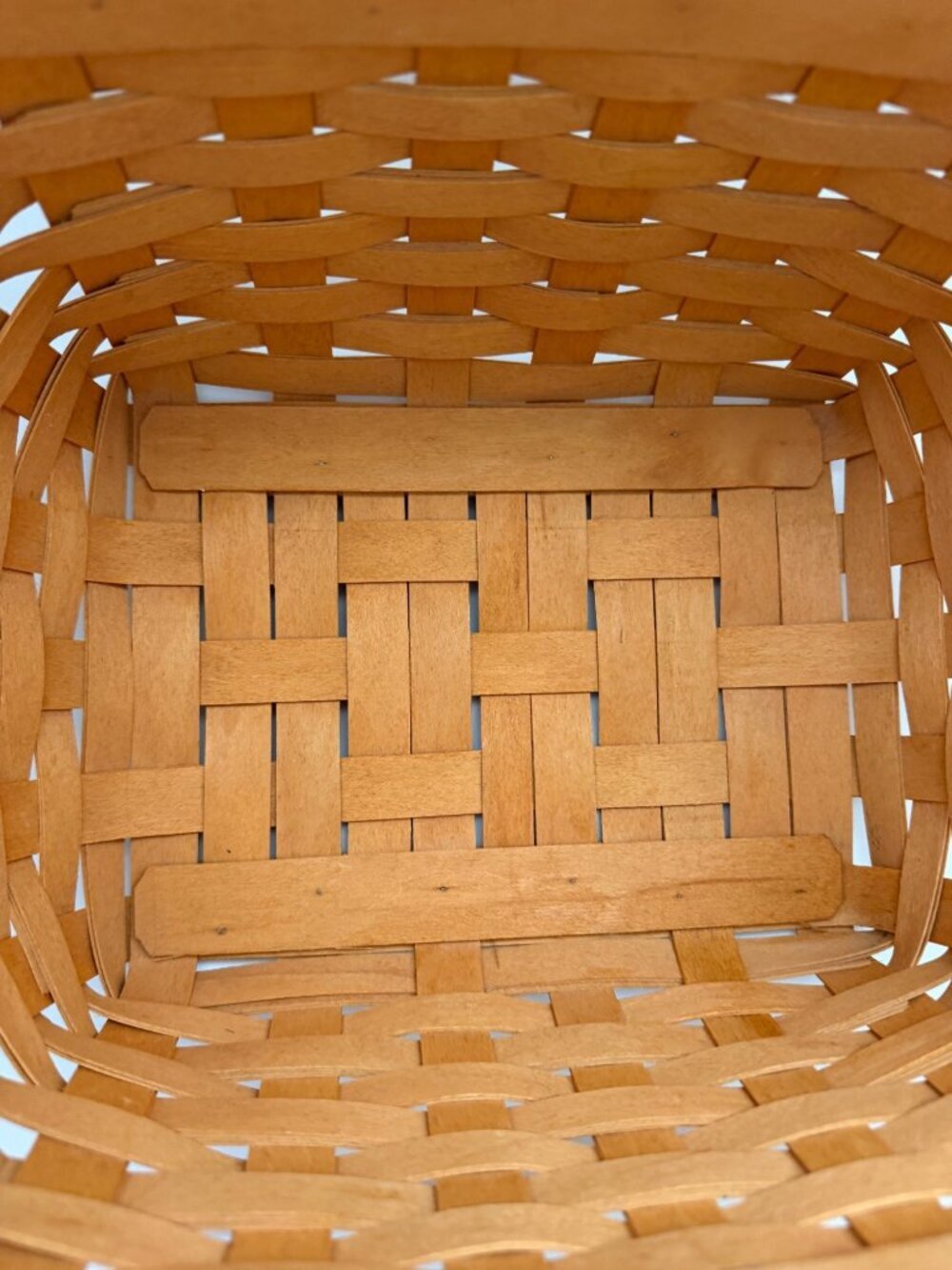 Longaberger Handwoven Lunch Basket With Wooden Top Double Handle Signed 2001 - Picture 5 of 16
